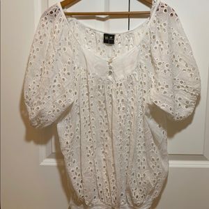 Eyelet top